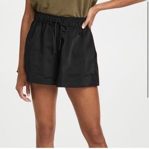 Women's Good American Shorts Size 4 Black‎ XL
